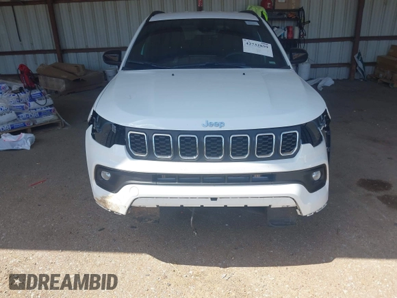 2024 Jeep Compass Latitude with VIN 3C4NJDBN3RT117560, listed as a IAAI auction lot 42732859 with 34,412 mi miles and . Bid and sale history available at DreamBid. Image 19.
