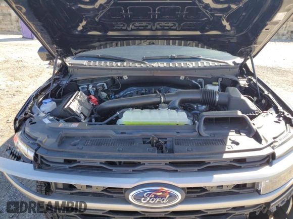 2024 Ford Expedition Max XLT with VIN 1FMJK1H87REA85137, listed as a Copart auction lot 46241645 with 4,845 mi miles and Non repairable. Bid and sale history available at DreamBid. Image 12.
