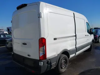 2018 Ford Transit with VIN 1FTBW2CG8JKB46535, listed as a IAAI auction lot 41279395 with 82,301 mi miles and . Bid and sale history available at DreamBid. Image 4.