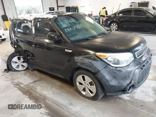 2016 Kia Soul with VIN KNDJN2A25G7355684, listed as a IAAI auction lot 41656848 with 103,501 mi miles. Bid and sale history available at carsss.com. Image 1.