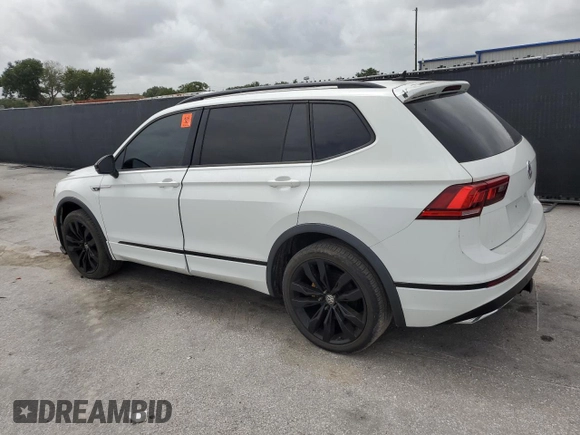 2021 Volkswagen Tiguan SE z VIN 3VV3B7AX9MM133615, wystawiony jako Copart lot #59542955 z przebiegiem 69 946 mil mil oraz Czysty tytuł • Clean title. Historia ofert i sprzedaży dostępna na DreamBid. Obrazek 2.