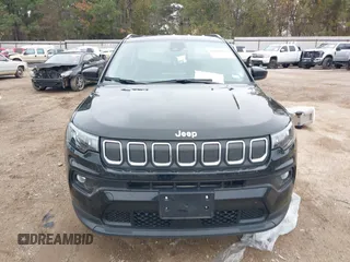 2022 Jeep Compass Latitude with VIN 3C4NJCBB4NT198353, listed as a IAAI auction lot 41048123 with 44,771 mi miles and . Bid and sale history available at carsss.com. Image 13.