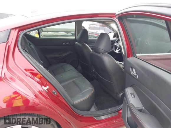 2019 Nissan Altima 2.5 SR with VIN 1N4BL4CV8KC130694, listed as a IAAI auction lot 41470674 with 44,827 mi miles. Bid and sale history available at carsss.com. Image 8.
