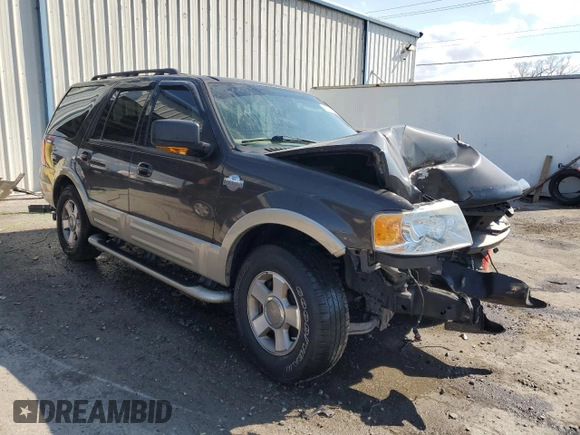 2006 Ford Expedition Eddie Bauer with VIN 1FMFU17546LA04724, listed as a Copart auction lot 44200225 with 83,738 mi miles and Salvage Title. Bid and sale history available at carsss.com. Image 4.