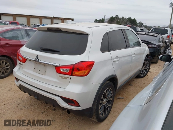 2019 Mitsubishi Outlander ES z VIN JA4AP3AUXKU020149, wystawiony jako IAAI lot #41126065 z przebiegiem 96 273 mil mil oraz . Historia ofert i sprzedaży dostępna na DreamBid. Obrazek 4.