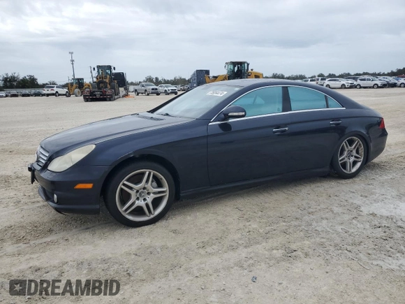 2007 Mercedes-Benz CLS-Class 5.5L with VIN WDDDJ72X47A090300, listed as a Copart auction lot 75854474 with 0 mi miles and Salvage Title. Bid and sale history available at carsss.com. Image 1.