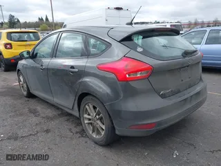 2016 Ford Focus SE with VIN 1FADP3K26GL268448, listed as a IAAI auction lot 41912967 with 146,571 mi miles. Bid and sale history available at carsss.com. Image 3.