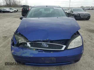 2005 Ford Focus S with VIN 3FAFP37N85R101955, listed as a Copart auction lot 53199895 with 135,984 mi miles and Salvage Title. Bid and sale history available at carsss.com. Image 5.