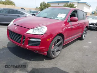 2009 Porsche Cayenne GTS z VIN WP1AD29P29LA61154, wystawiony jako IAAI lot #42024808 z przebiegiem 174 574 mil mil oraz . Historia ofert i sprzedaży dostępna na DreamBid. Obrazek 18.