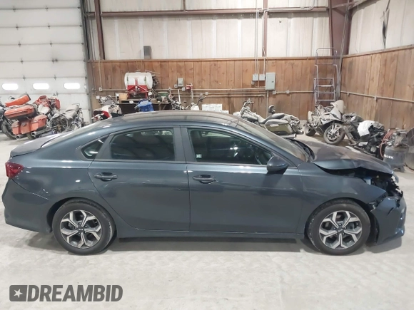 2020 Kia Forte LXS with VIN 3KPF24AD0LE173994, listed as a IAAI auction lot 41974046 with 42,959 mi miles and . Bid and sale history available at carsss.com. Image 13.