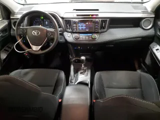 2018 Toyota RAV4 XLE with VIN JTMRFREV2JD254334, listed as a Copart auction lot 53079335 with 27,717 mi miles and Clean Title. Bid and sale history available at DreamBid. Image 8.
