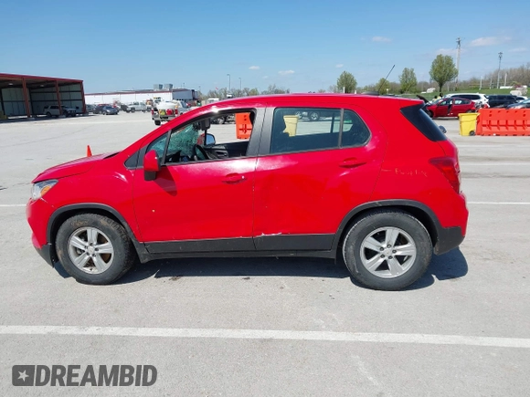 2020 Chevrolet Trax LS с VIN KL7CJKSB9LB353721, выставлен на аукционе IAAI как лот 41987811 с пробегом Не указан миль и . История ставок и продаж доступна на DreamBid. Изображение 14.
