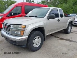 2004 GMC Canyon SLE Z71 with VIN 1GTDS196448215817, listed as a IAAI auction lot 42149485 with 132,760 mi miles. Bid and sale history available at carsss.com. Image 2.