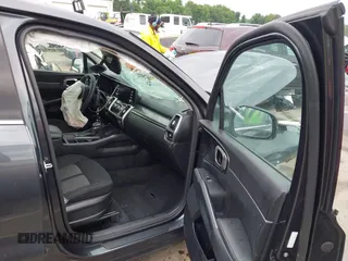 2023 Kia Sorento LX z VIN 5XYRGDLC9PG202887, wystawiony jako IAAI lot #42374773 z przebiegiem 46 953 mil mil oraz . Historia ofert i sprzedaży dostępna na DreamBid. Obrazek 5.