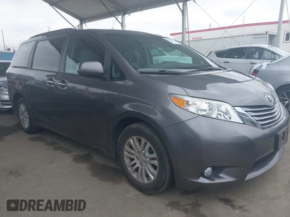 2017 Toyota Sienna XLE Auto Access Seat with VIN 5TDYZ3DC5HS896528, listed as a IAAI auction lot 41904468 with 49,660 mi miles and . Bid and sale history available at DreamBid. Image 1.