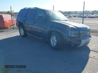 2009 Chevrolet Tahoe 2LT z VIN 1GNFC23049R244680, wystawiony jako IAAI lot #41187451 z przebiegiem 178 488 mil mil oraz . Historia ofert i sprzedaży dostępna na DreamBid. Obrazek 1.