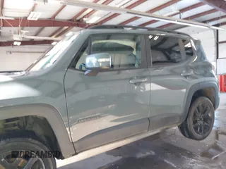 2018 Jeep Renegade Altitude with VIN ZACCJABB1JPG81585, listed as a IAAI auction lot 41299184 with 96,134 mi miles and . Bid and sale history available at DreamBid. Image 6.