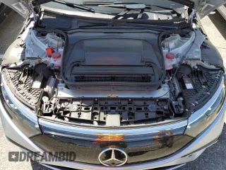 2022 Mercedes-Benz EQS with VIN W1KCG2DB2NA009080, listed as a Copart auction lot 49913344 with 8,263 mi miles. Bid and sale history available at carsss.com. Image 11.