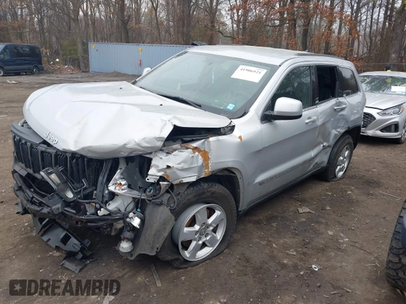 2013 Jeep Grand Cherokee Laredo with VIN 1C4RJFAGXDC537367, listed as a IAAI auction lot 41906921 with 124,679 mi miles. Bid and sale history available at carsss.com. Image 18.