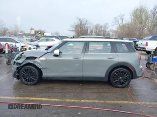 2017 MINI Clubman Cooper S with VIN WMWLU5C59H2E83705, listed as a IAAI auction lot 41853702 with 135,905 mi miles. Bid and sale history available at carsss.com. Image 15.