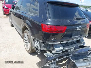 2018 Audi Q7 Prestige with VIN WA1VAAF77JD031456, listed as a IAAI auction lot 42593433 with 141,200 mi miles and . Bid and sale history available at DreamBid. Image 3.