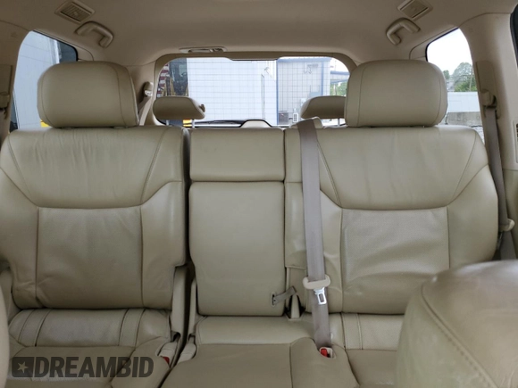 2011 Lexus LX 570 z VIN JTJHY7AXXB4061977, wystawiony jako Copart lot #57298345 z przebiegiem 177 793 mil mil oraz Szkoda całkowita • Salvage title. Historia ofert i sprzedaży dostępna na DreamBid. Obrazek 10.