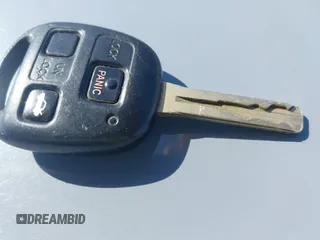 2004 Lexus ES 350 z VIN JTHBA30G245011061, wystawiony jako IAAI lot #42391223 z przebiegiem 146 919 mil mil oraz . Historia ofert i sprzedaży dostępna na DreamBid. Obrazek 11.