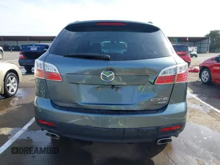 2011 Mazda CX-9 Touring z VIN JM3TB3CV6B0308283, wystawiony jako IAAI lot #41739538 z przebiegiem 96 507 mil mil oraz . Historia ofert i sprzedaży dostępna na DreamBid. Obrazek 17.