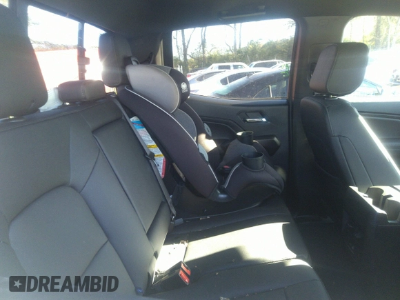 2024 Chevrolet Colorado 2WD LT z VIN 1GCPSCEKXR1255752, wystawiony jako IAAI lot #40898978 z przebiegiem 100 mil mil oraz . Historia ofert i sprzedaży dostępna na DreamBid. Obrazek 8.