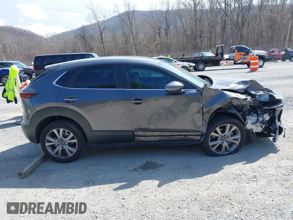 2021 Mazda CX-30 Select with VIN 3MVDMBBL5MM224326, listed as a IAAI auction lot 41821723 with 1 mi miles. Bid and sale history available at carsss.com. Image 13.