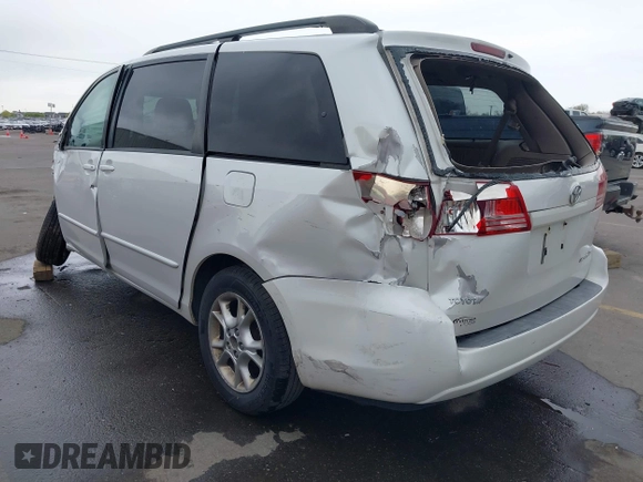2005 Toyota Sienna XLE z VIN 5TDZA22C15S290471, wystawiony jako IAAI lot #42028879 z przebiegiem 298 992 mil mil oraz . Historia ofert i sprzedaży dostępna na DreamBid. Obrazek 3.