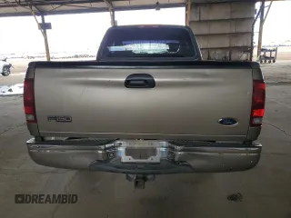 2003 Ford F-150 XL z VIN 1FTRX17233NB60705, wystawiony jako Copart lot #47481745 z przebiegiem 306 645 mil mil oraz Szkoda całkowita • Salvage title. Historia ofert i sprzedaży dostępna na DreamBid. Obrazek 6.