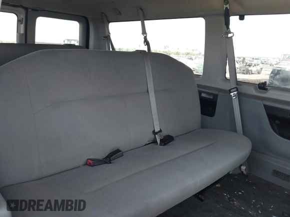 2006 Ford Econoline Passenger XL z VIN 1FBNE31L46HA47807, wystawiony jako IAAI lot #42629676 z przebiegiem 65 498 mil mil oraz . Historia ofert i sprzedaży dostępna na DreamBid. Obrazek 8.