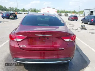 2015 Chrysler 200 Limited z VIN 1C3CCCAB2FN536017, wystawiony jako IAAI lot #42264481 z przebiegiem 167 898 mil mil oraz . Historia ofert i sprzedaży dostępna na DreamBid. Obrazek 16.