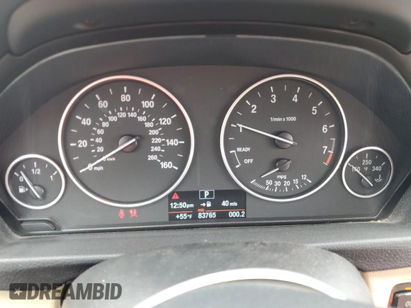 2013 BMW 3 Series 328i z VIN WBA3C1C54DF440529, wystawiony jako Copart lot #48949335 z przebiegiem 83 765 mil mil oraz Szkody całkowita. Historia ofert i sprzedaży dostępna na DreamBid. Obrazek 9.