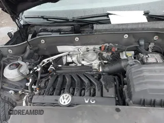 2018 Volkswagen Atlas SE с VIN 1V2CR2CA8JC566036, выставлен на аукционе IAAI как лот 42122613 с пробегом 89 691 миль миль и . История ставок и продаж доступна на DreamBid. Изображение 10.