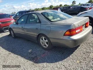 1998 Lexus ES 300 Luxury Sport Sdn with VIN JT8BF28G8W5027171, listed as a Copart auction lot 73979334 with 0 mi miles and Salvage Title. Bid and sale history available at carsss.com. Image 2.