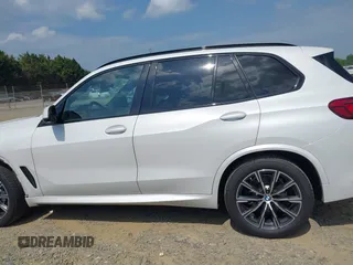 2019 BMW X5 xDrive40i with VIN 5UXCR6C58KLK85270, listed as a IAAI auction lot 42151053 with 81,681 mi miles and . Bid and sale history available at DreamBid. Image 14.