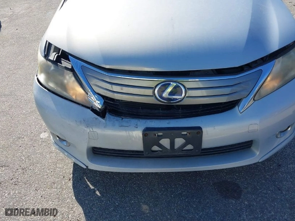 2010 Lexus HS 250h with VIN JTHBB1BA1A2025945, listed as a IAAI auction lot 41657058 with NaN miles. Bid and sale history available at carsss.com. Image 6.