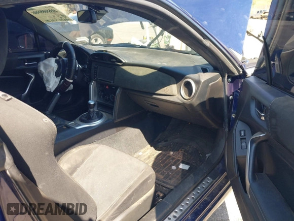 2018 Toyota 86 with VIN JF1ZNAA12J8700620, listed as a IAAI auction lot 41848941 with 127,396 mi miles. Bid and sale history available at carsss.com. Image 5.