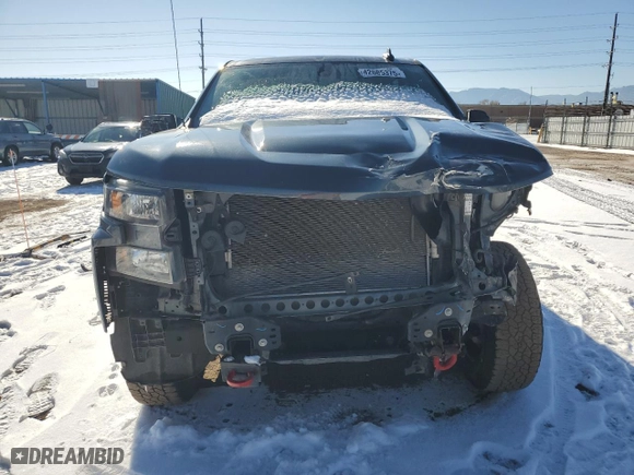 2019 Chevrolet Silverado 1500 Custom Trail Boss with VIN 3GCPYCEH1KG137566, listed as a Copart auction lot 42685375 with 81,090 mi miles and Salvage Title. Bid and sale history available at carsss.com. Image 5.