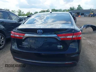 2014 Toyota Avalon Limited z VIN 4T1BD1EB8EU030288, wystawiony jako IAAI lot #42259957 z przebiegiem 162 850 mil mil oraz . Historia ofert i sprzedaży dostępna na DreamBid. Obrazek 17.