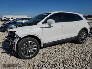 2023 Lincoln Nautilus Reserve with VIN 2LMPJ8KP1PBL07111, listed as a Copart auction lot 38927154 with 0 mi miles. Bid and sale history available at carsss.com. Image 1.