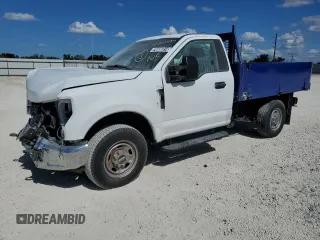 2022 Ford F-250 XL z VIN 1FDBF2A61NEG05740, wystawiony jako Copart lot #76696214 z przebiegiem Nie podano mil oraz Czysty tytuł • Clean title. Historia ofert i sprzedaży dostępna na DreamBid. Obrazek 1.