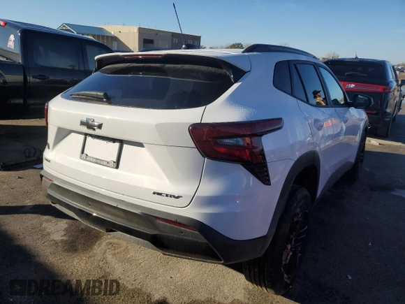 2025 Chevrolet Trax ACTIV with VIN KL77LKEP1SC067387, listed as a Copart auction lot 80464244 with Not Provided miles and Salvage Title. Bid and sale history available at carsss.com. Image 3.