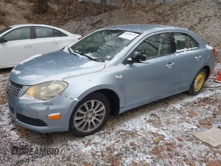 2010 Suzuki Kizashi SE with VIN JS2RE9A30A6101436, listed as a IAAI auction lot 40998132 with 140,786 mi miles and . Bid and sale history available at DreamBid. Image 18.