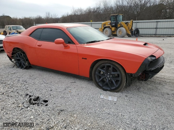 2023 Dodge Challenger R/T with VIN 2C3CDZBTXPH689231, listed as a Copart auction lot 48801405 with 9,386 mi miles and Salvage Title. Bid and sale history available at carsss.com. Image 4.