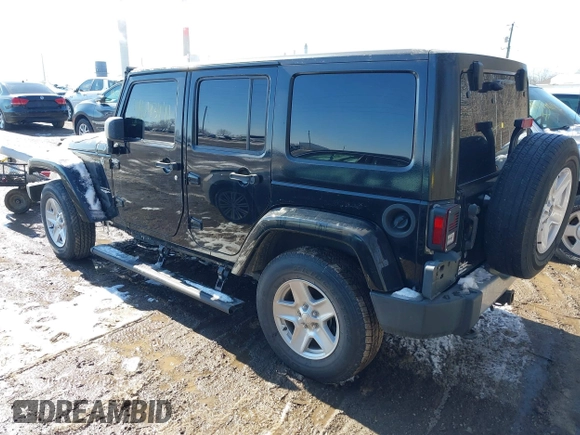 2012 Jeep Wrangler Unlimited Altitude z VIN 1C4HJWEG7CL191444, wystawiony jako IAAI lot #41643441 z przebiegiem 220 785 mil mil oraz . Historia ofert i sprzedaży dostępna na DreamBid. Obrazek 3.