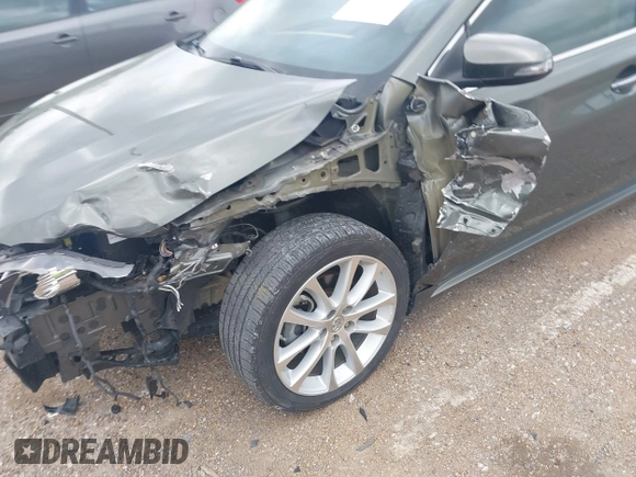 2013 Toyota Avalon XLE with VIN 4T1BK1EBXDU067394, listed as a IAAI auction lot 41944775 with 146,216 mi miles and . Bid and sale history available at DreamBid. Image 18.