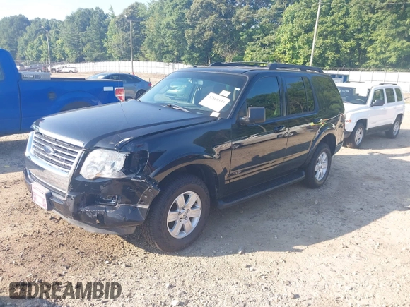 2010 Ford Explorer XLT z VIN 1FMEU7DEXAUA92958, wystawiony jako IAAI lot #42560339 z przebiegiem 213 329 mil mil oraz . Historia ofert i sprzedaży dostępna na DreamBid. Obrazek 2.